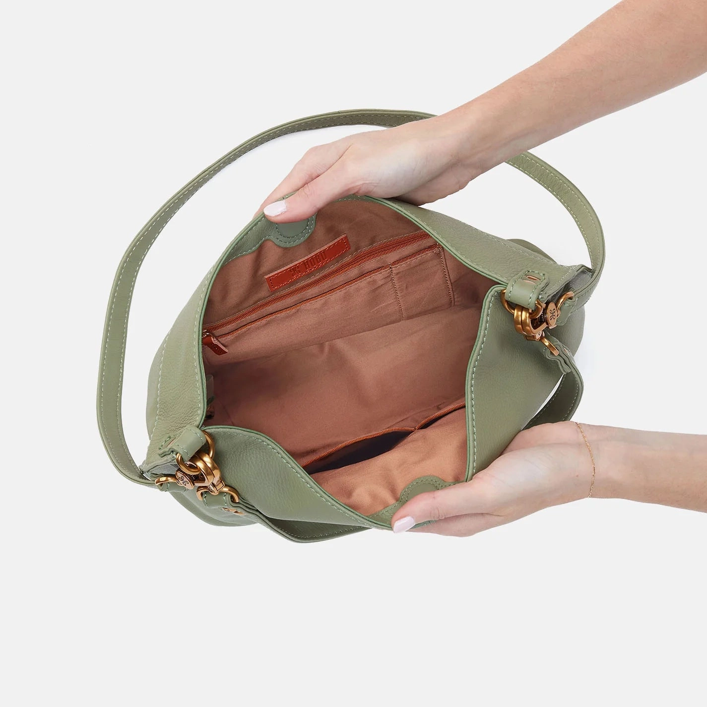 Pier Shoulder Bag Pebbled Leather Watercress