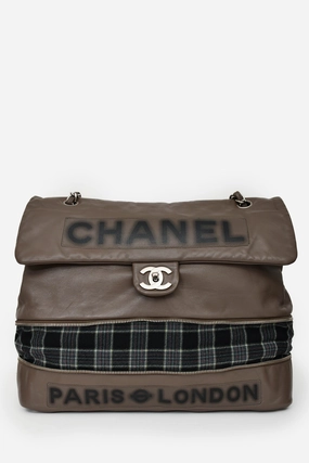 Pre-Loved Chanel 2008-09 Grey Leather Paris London Expandable Flap Bag