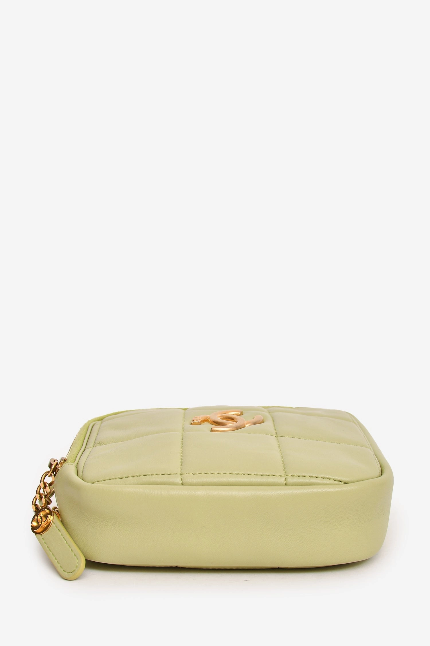 Pre-Loved Chanel 2019-2020 Green Lambskin Leather Diamond CC Crossbody