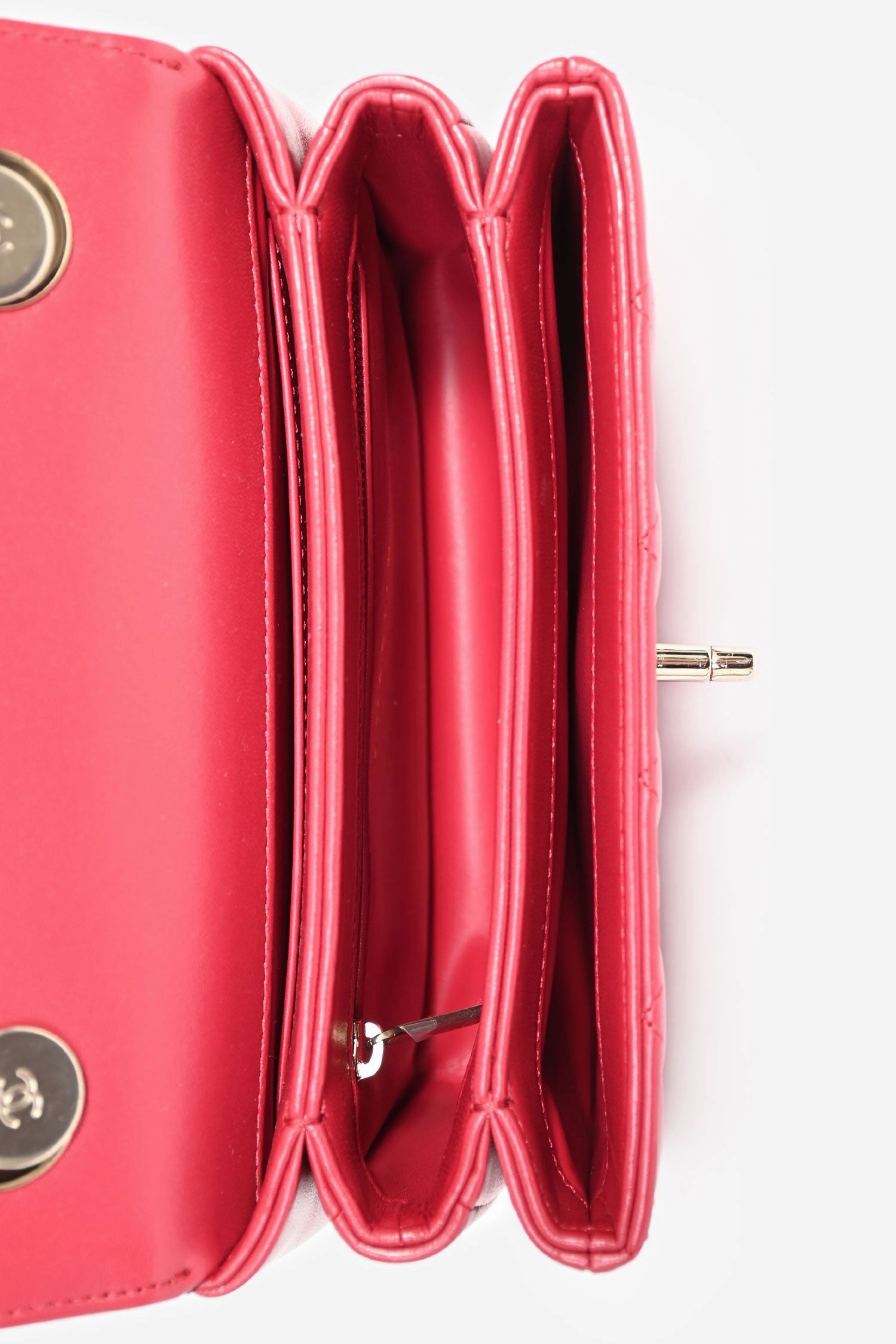 Pre-Loved Chanel Magenta Leather Trendy CC Small Top Handle