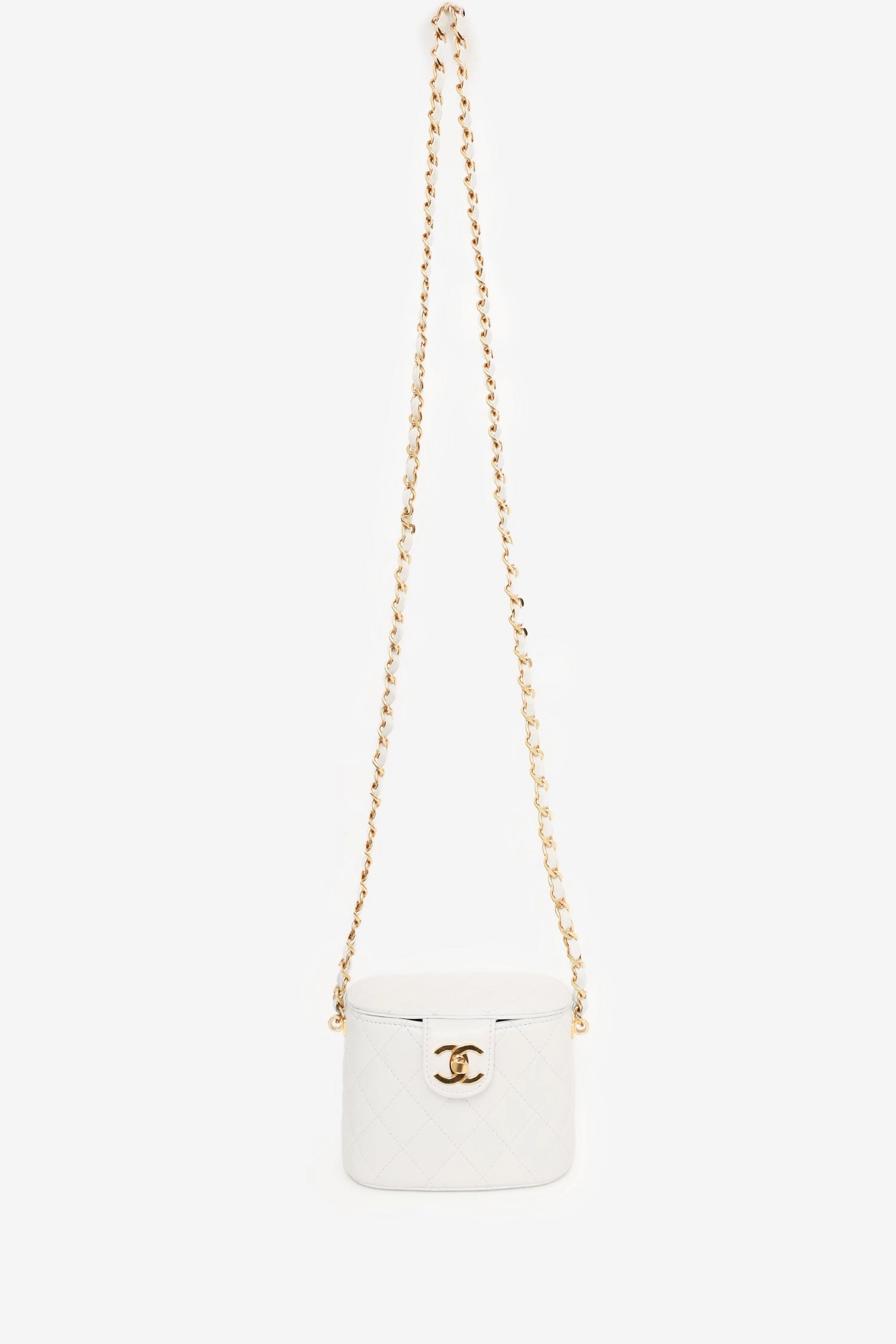 Pre-Loved Chanel Vintage 1991-94 White Quilted Lambskin Vanity Case