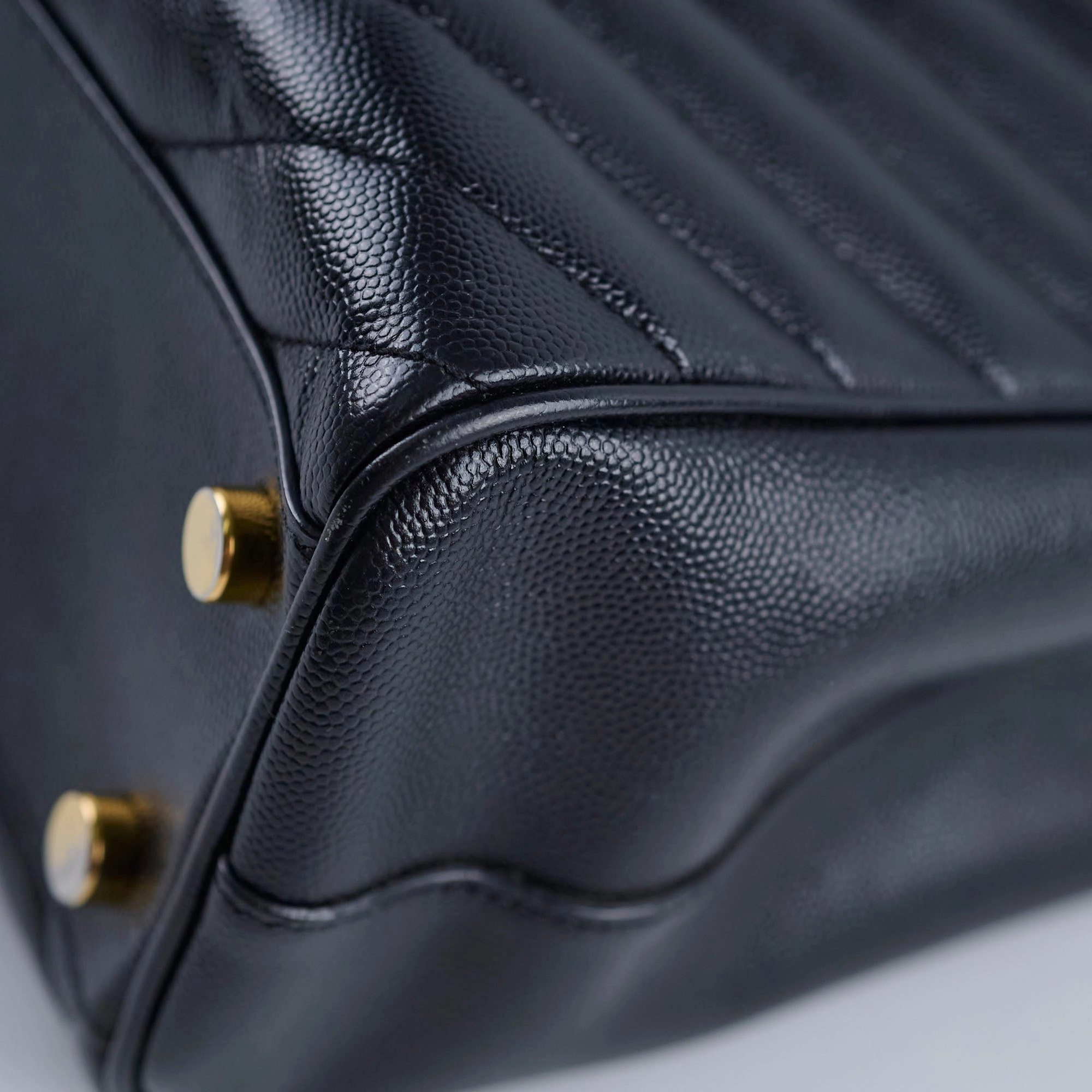 Saint Laurent Matelasse Tote Bag Black