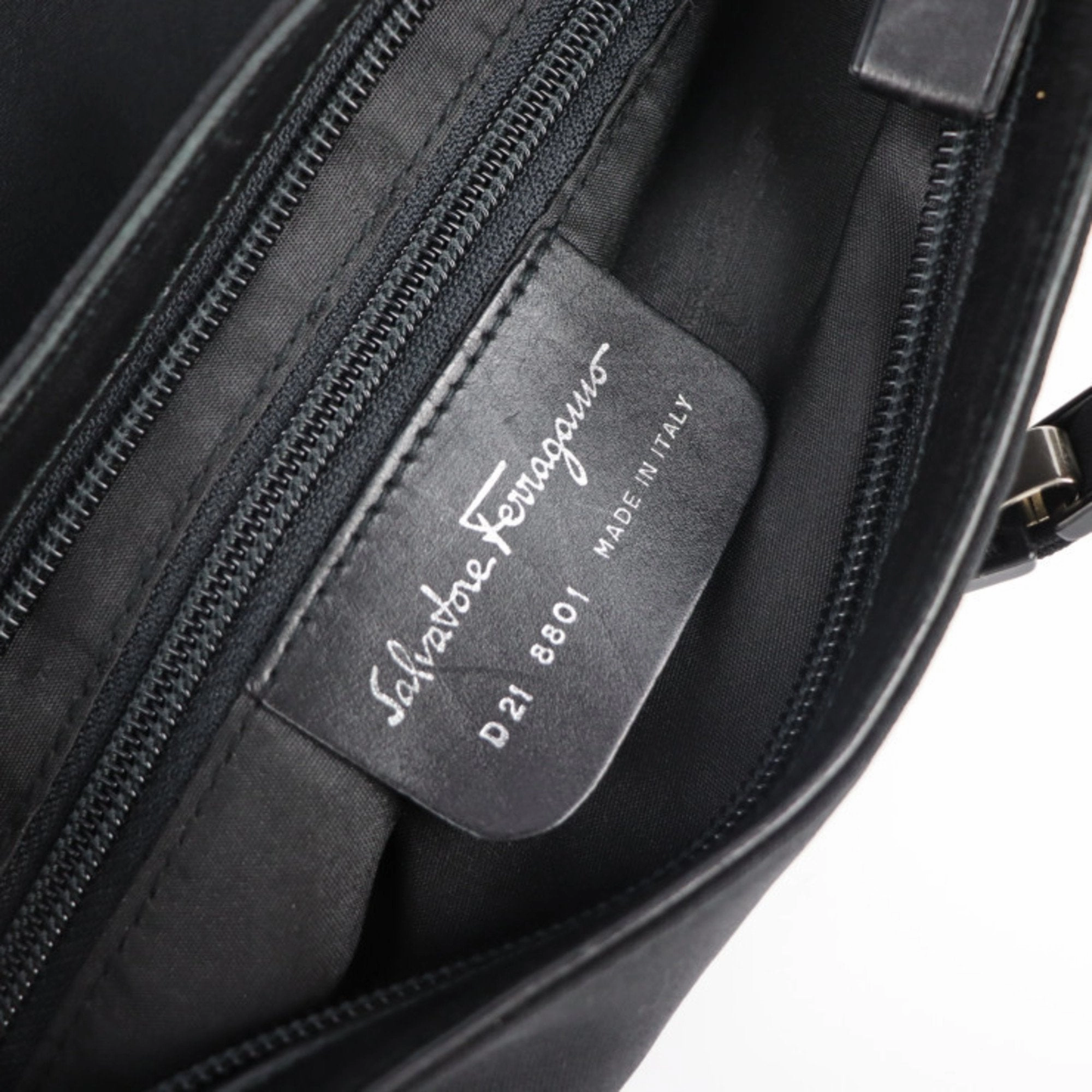 Salvatore Ferragamo Vara Synthetic Tote Bag (Pre-Owned)