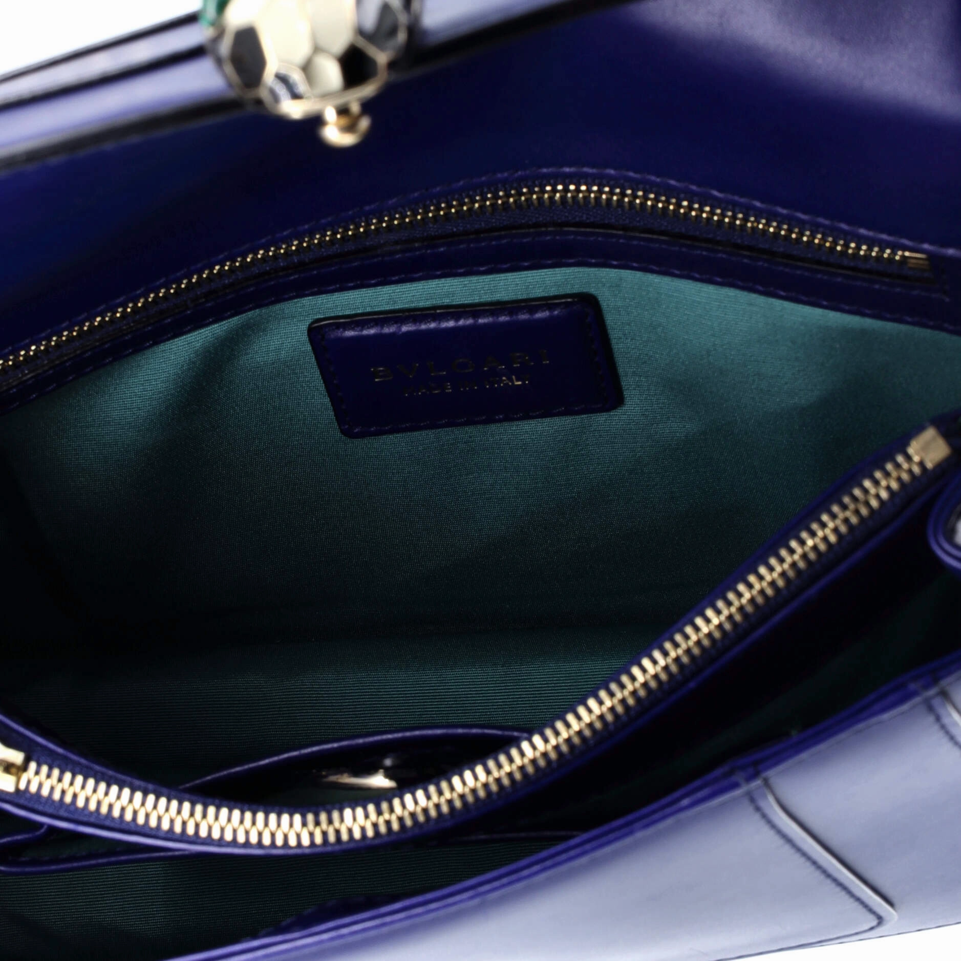 Serpenti Forever Shoulder Bag Leather Medium