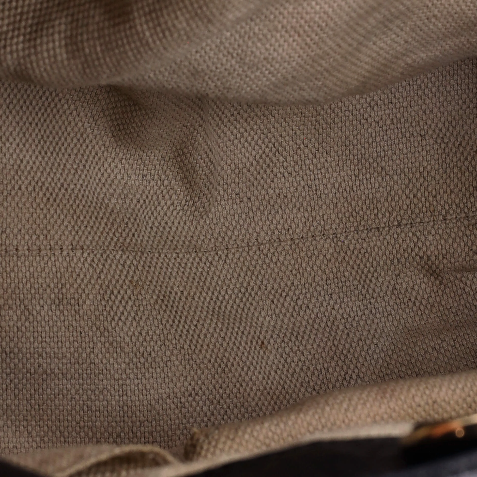 Soho Chain Strap Shoulder Bag Leather Medium