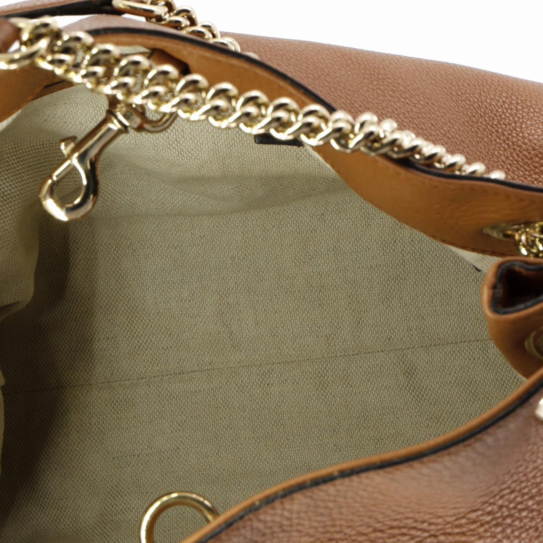 Soho Chain Strap Shoulder Bag Leather Medium