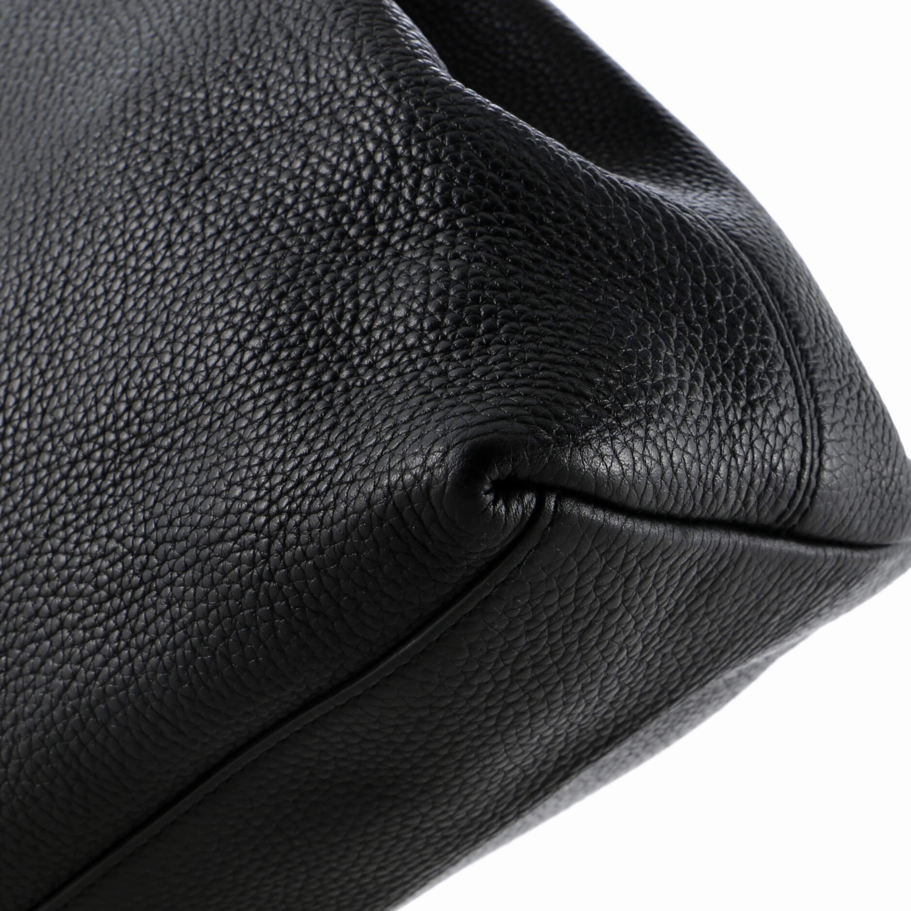 Soho Chain Strap Shoulder Bag Leather Medium