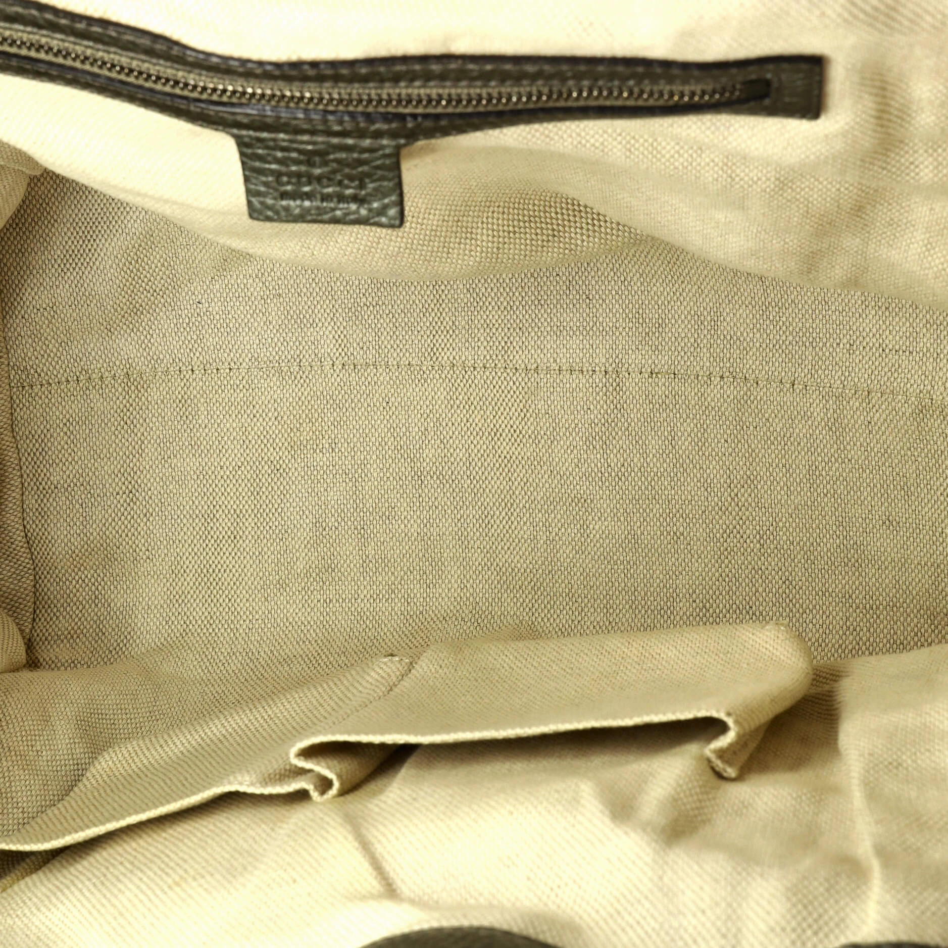 Soho Shoulder Bag Leather Medium