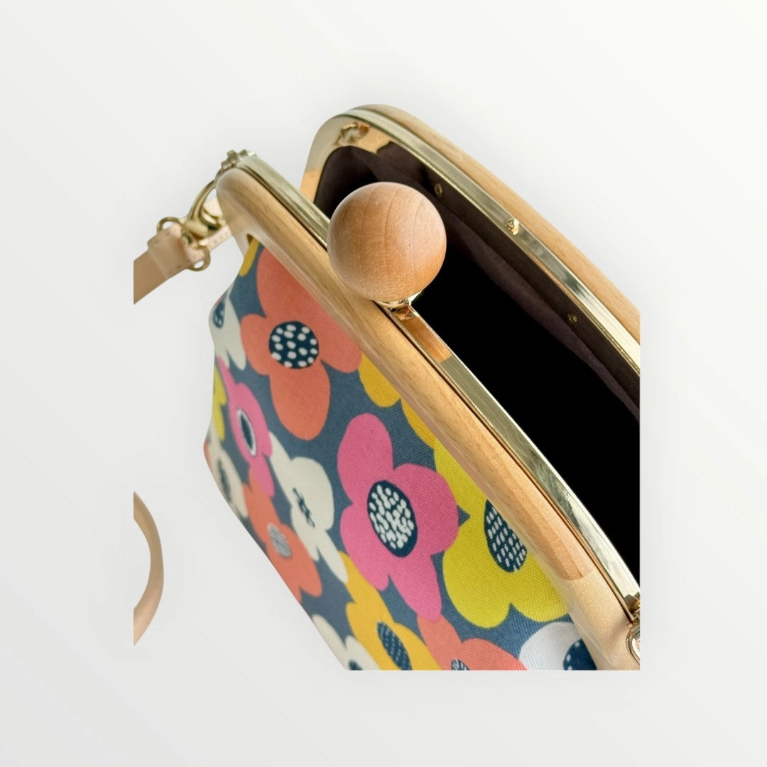 Sunny Flower Kiss-Lock Bag