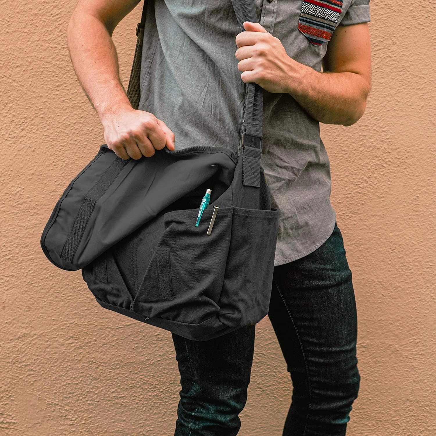 Sweetbriar Classic Vintage Messenger Bag - Original Heavyweight Cotton Canvas Shoulder Bag with Upgraded Features