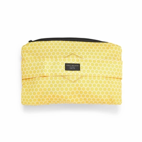 The Honeycomb Protective Cover - Carryon Size