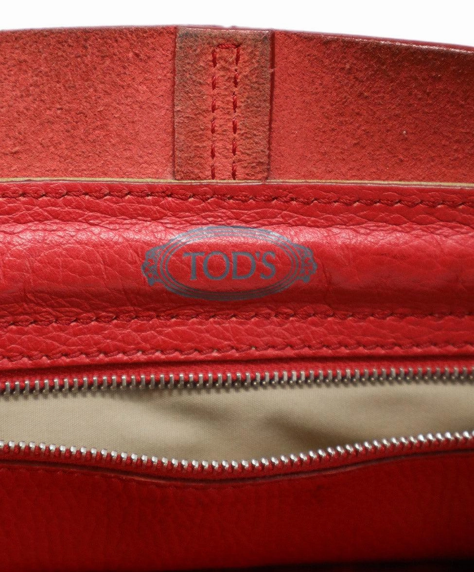 Tod's Red Grained Leather Tote
