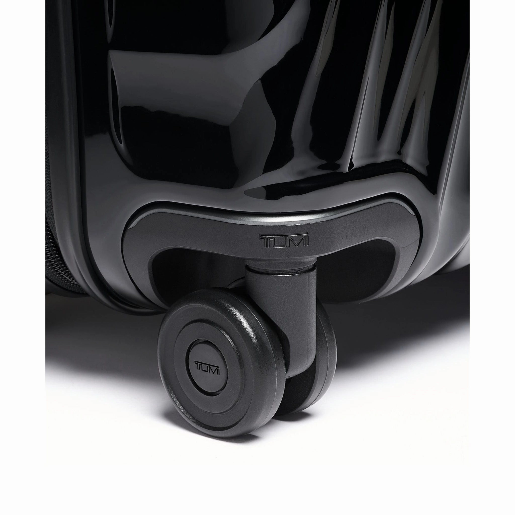 TUMI 19 Degree Continental Expandable 4 Wheeled Carry-On