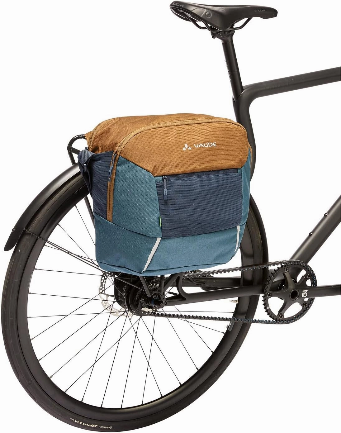 VAUDE Cycle Messenger M - Messengertasche Zum Radfahren mit 15 Liter Volumen - INKL. Regenhlle und Laptopfach