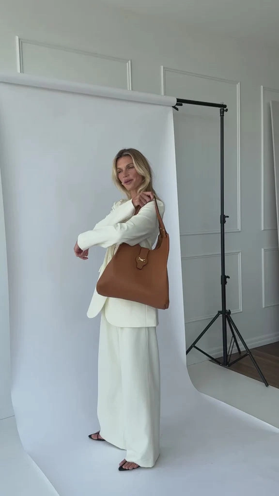 Vestirsi Grace Large East West Tote Tan