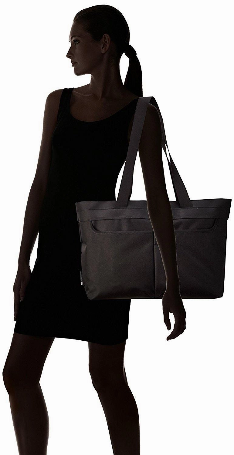 Victorinox Werks Traveler 5.0 Shopping Tote Zippered Shoulder Bag