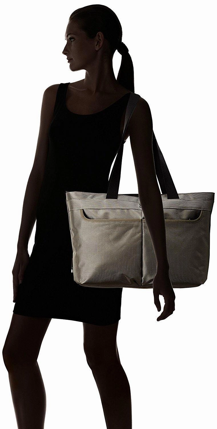 Victorinox Werks Traveler 5.0 Shopping Tote Zippered Shoulder Bag