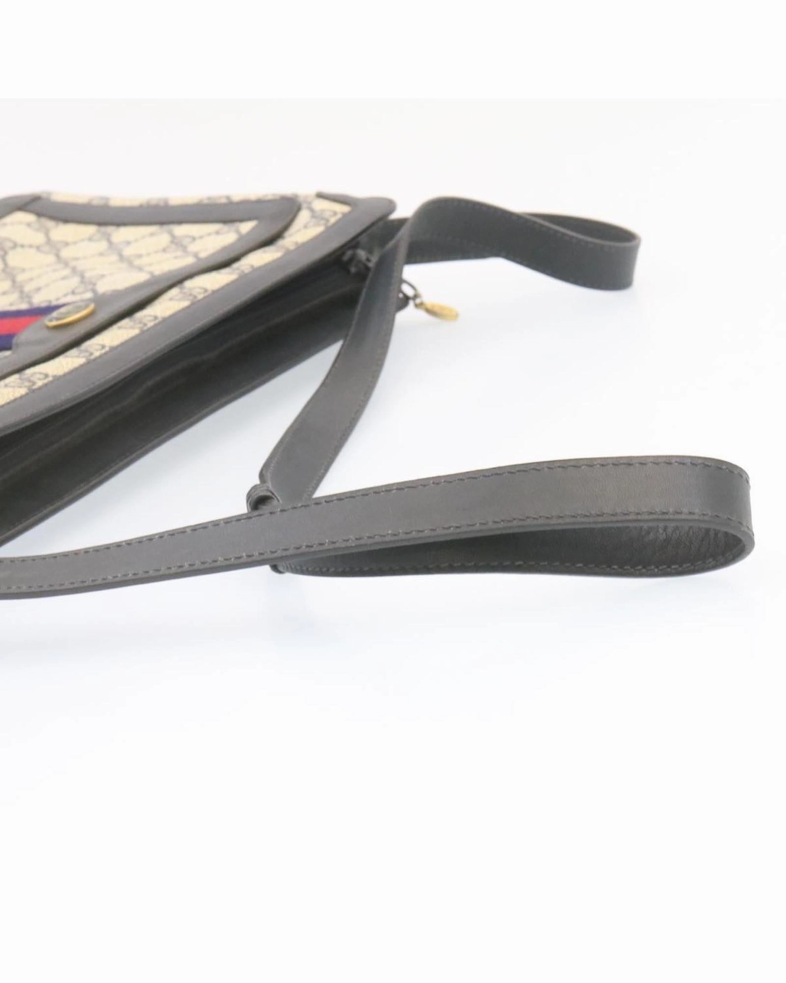 Vintage GG Canvas Shoulder Bag