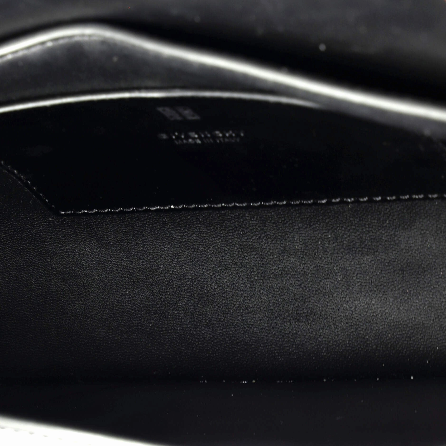 Voyou Shoulder Flap Bag Leather