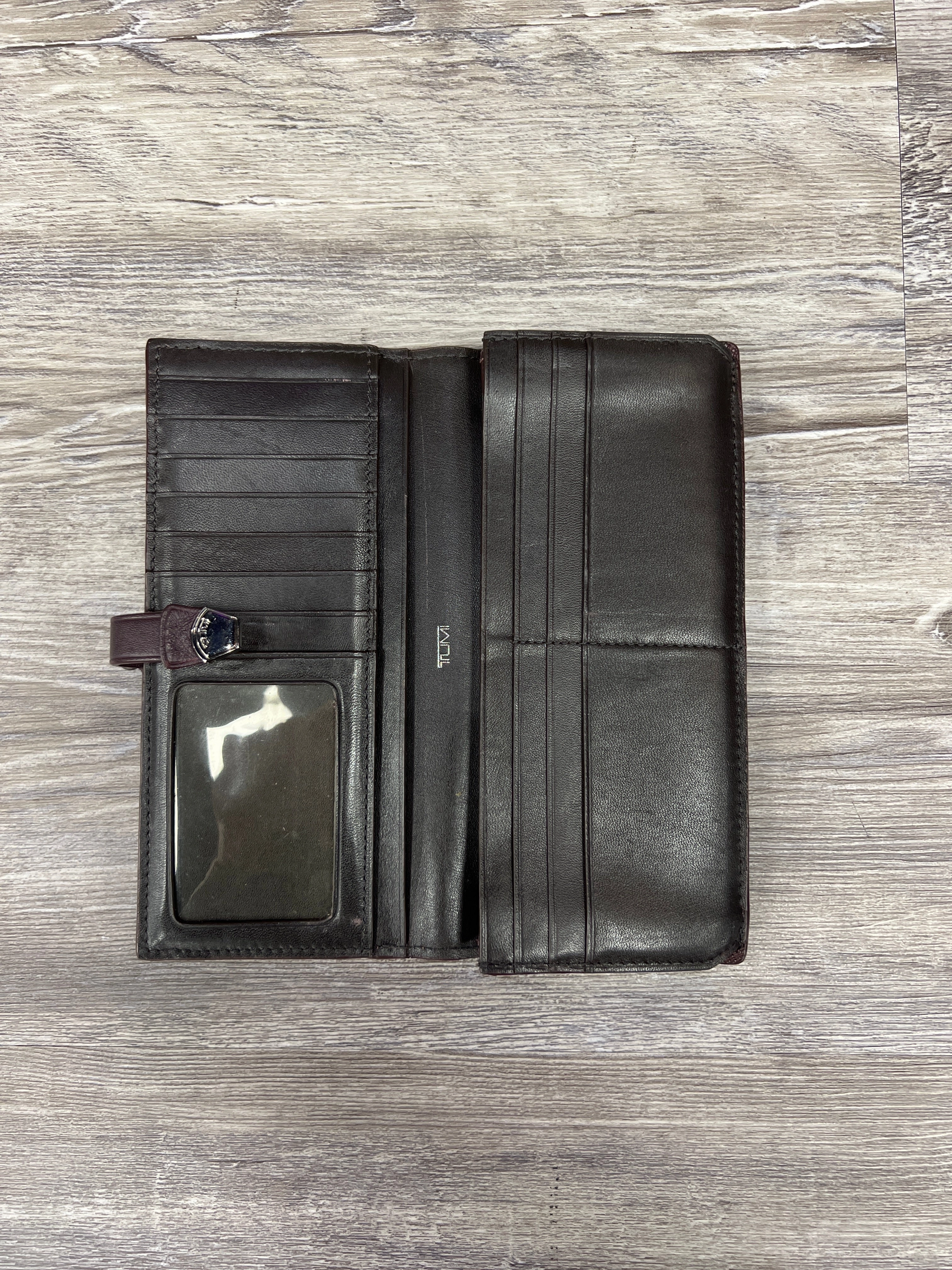Wallet Designer By Tumi  Size: Medium