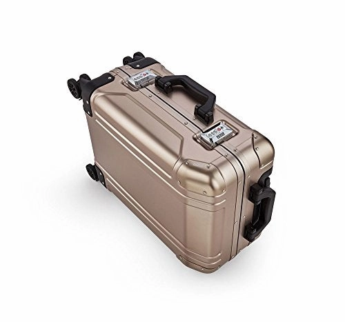 Zero Halliburton Geo Aluminum 3.0-Carry-on 4-Wheel Spinner, Black